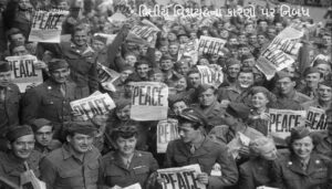 626815 wiki american military personnel gather in paris to celebrate the japanese surrender